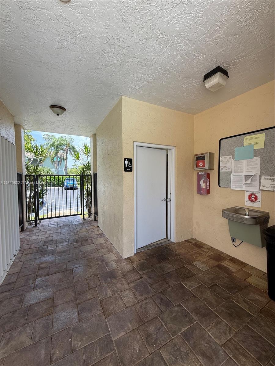 WATERSIDE VILLAGE OF PALM - Residential