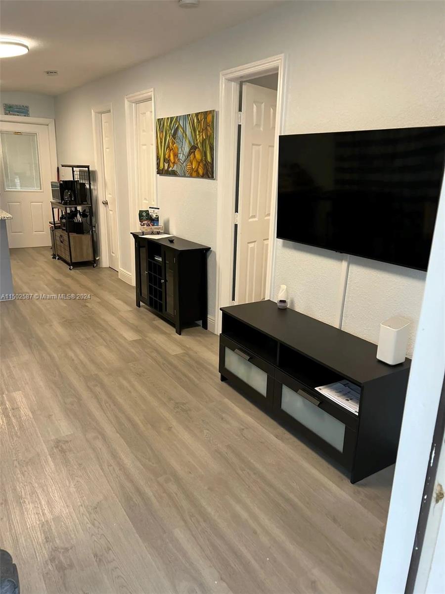 HARRIS OCEAN PARK ESTATES - Residential