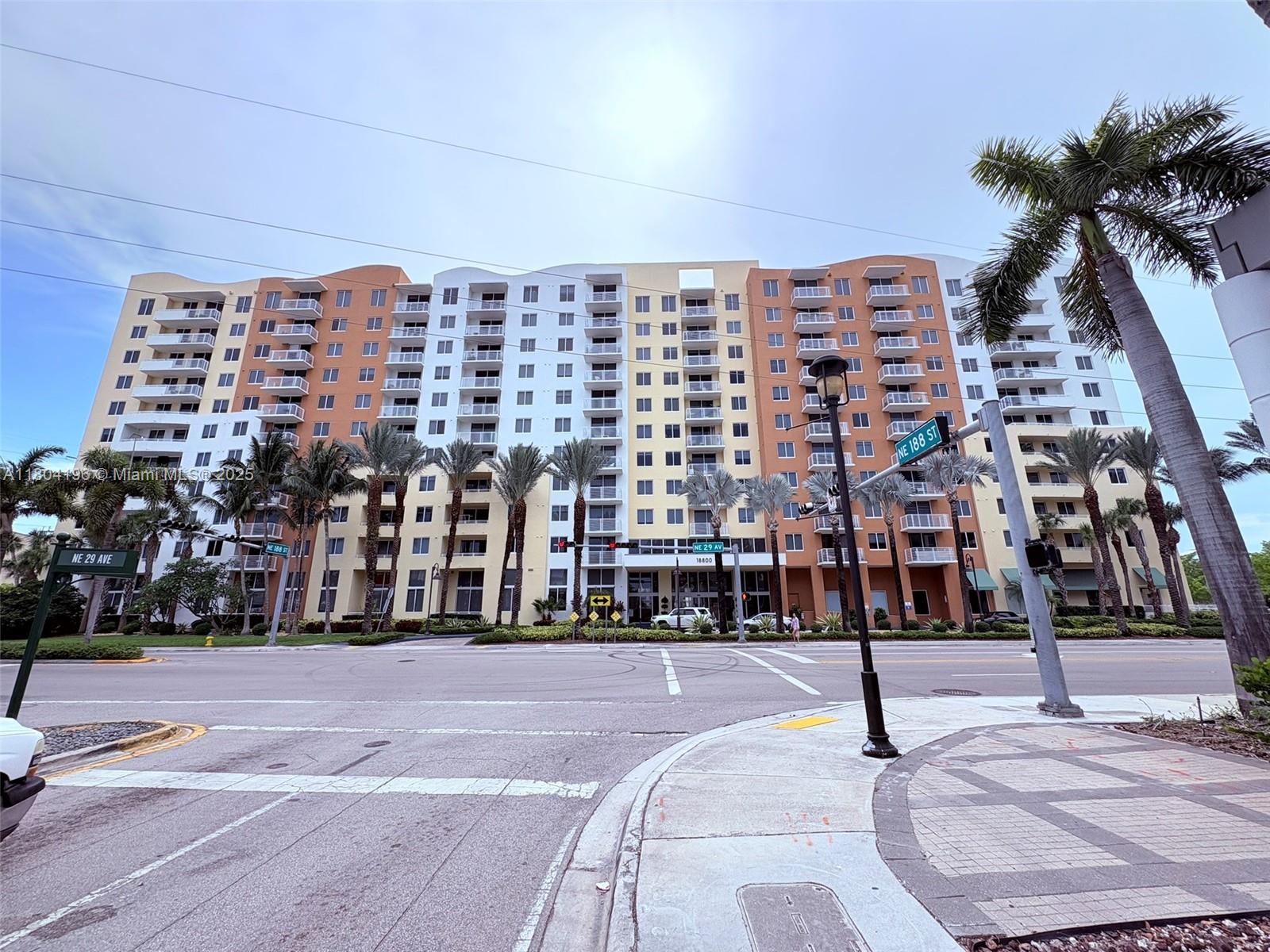 Rental Property at 18800 Ne 29th Ave 302, Aventura, Miami-Dade County, Florida - Bedrooms: 2 
Bathrooms: 2  - $3,500 MO.