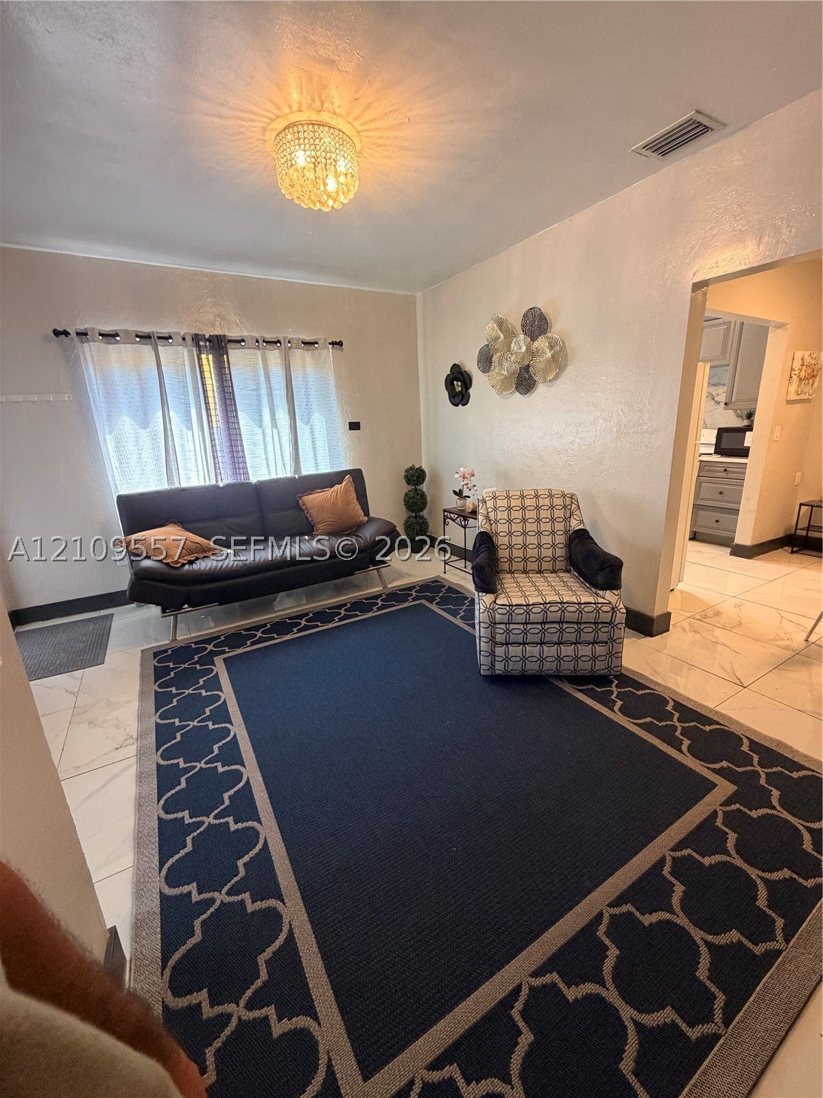 510 SW 10th Ave 512