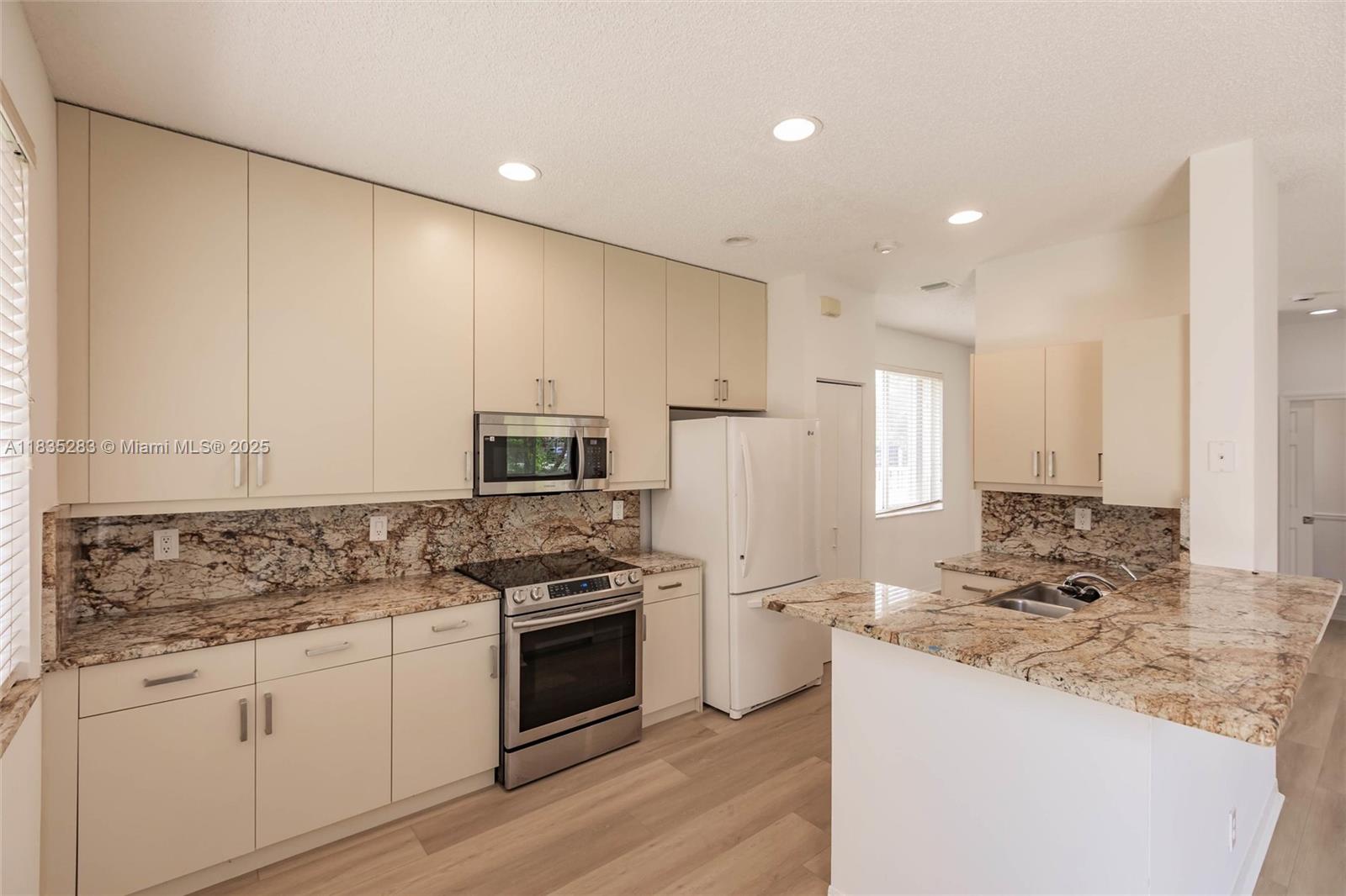 SECTOR 2-PARCELS 21A 25 2 - Residential