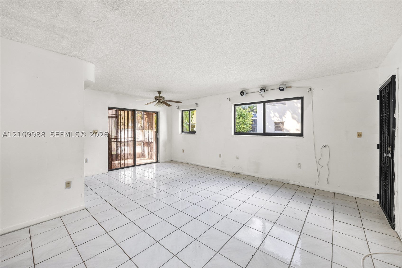 13946 NE 4th Ave C B 13946