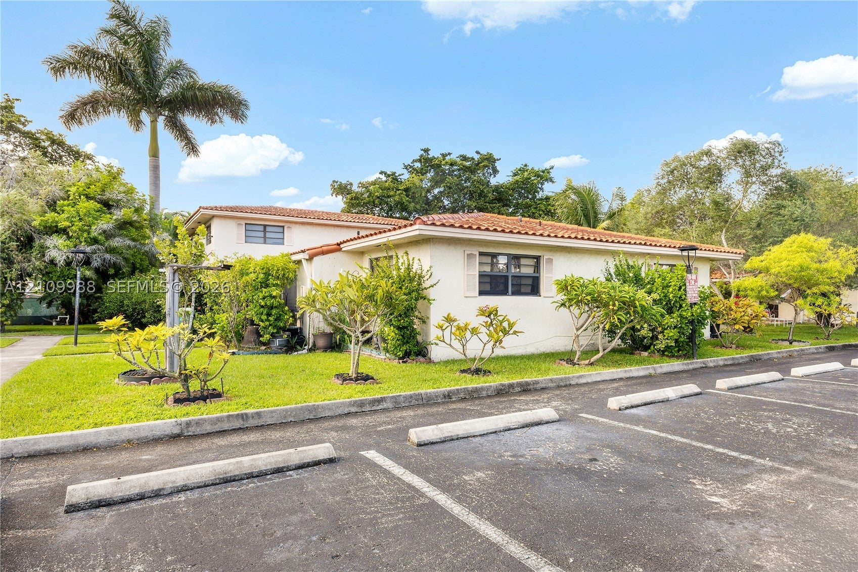 13946 NE 4th Ave C B AVE