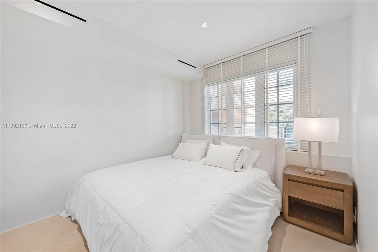 SEASIDE CONDO - Residential Lease