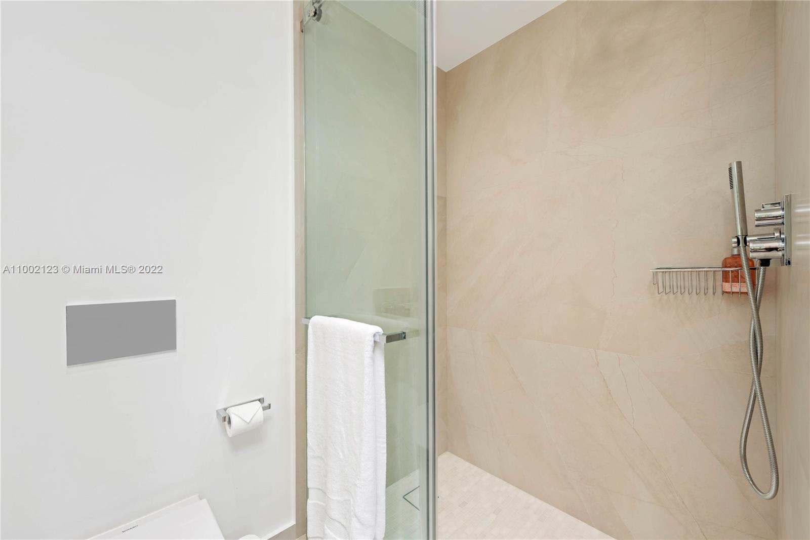 SEASIDE CONDO - Residential Lease