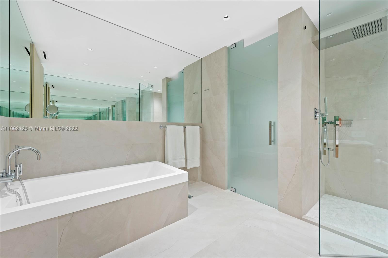 SEASIDE CONDO - Residential Lease