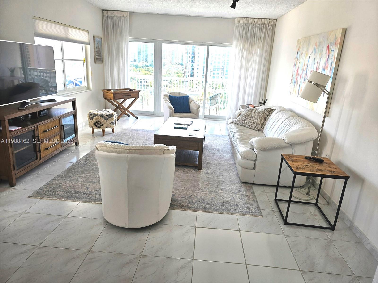 ARLEN HOUSE CONDO - Residential