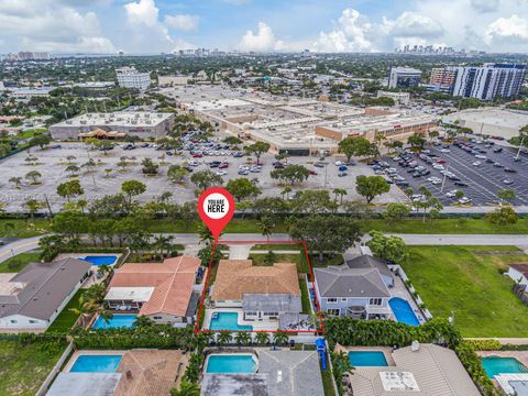 Photo of 2505 NE 35th Dr, Fort Lauderdale, FL 33308 (MLS # A11883403)