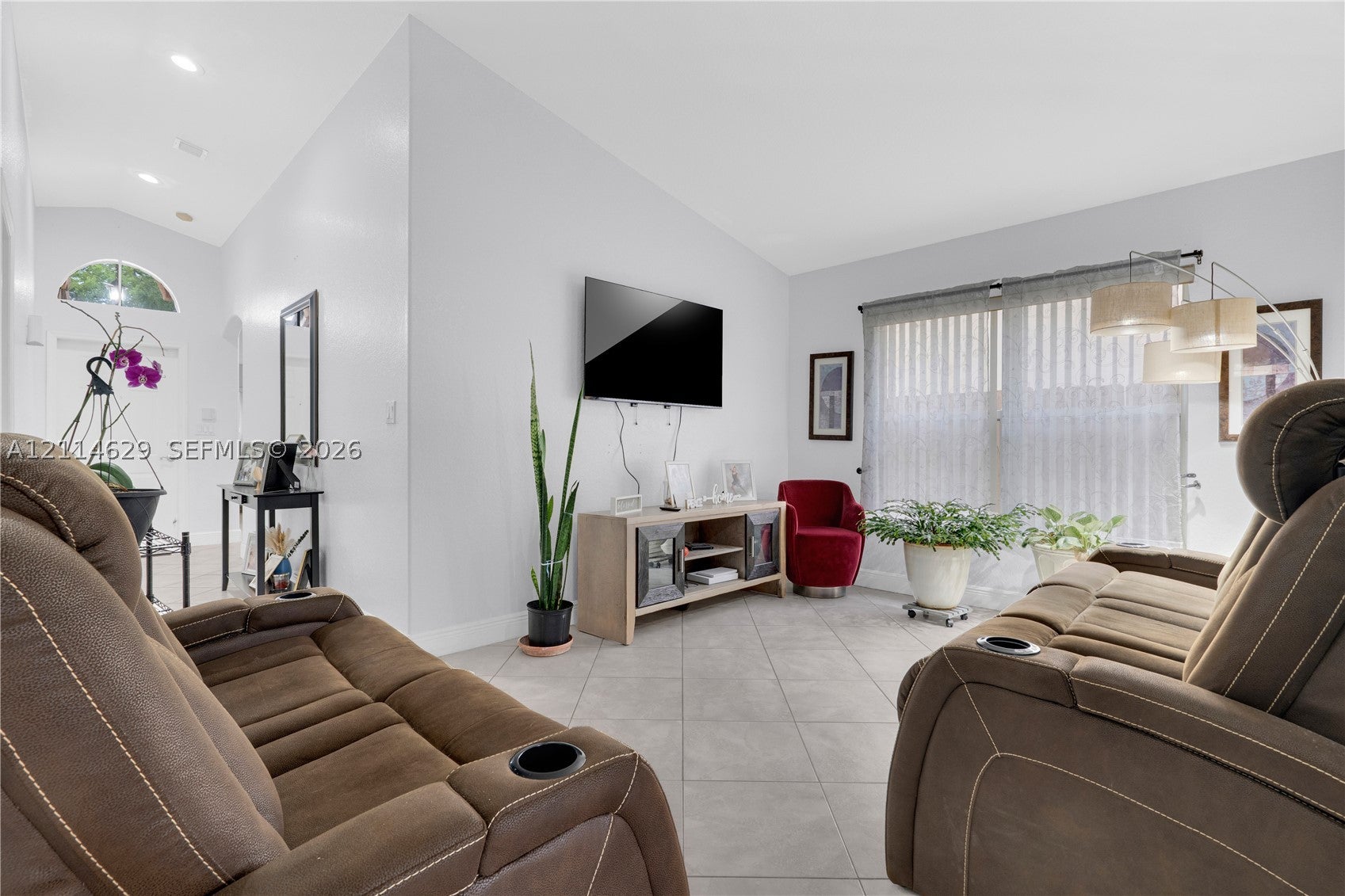 1080 SE 19th Ave