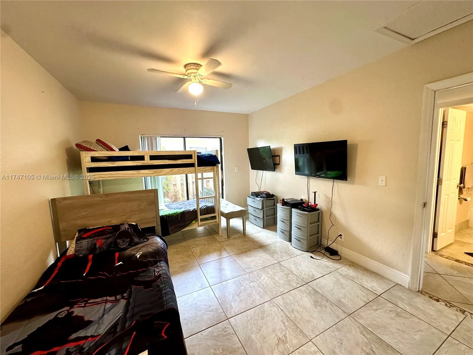 Coconut Creek, Florida 33066, United States, 3 Bedrooms Bedrooms, ,3 BathroomsBathrooms,Residential,Active,318