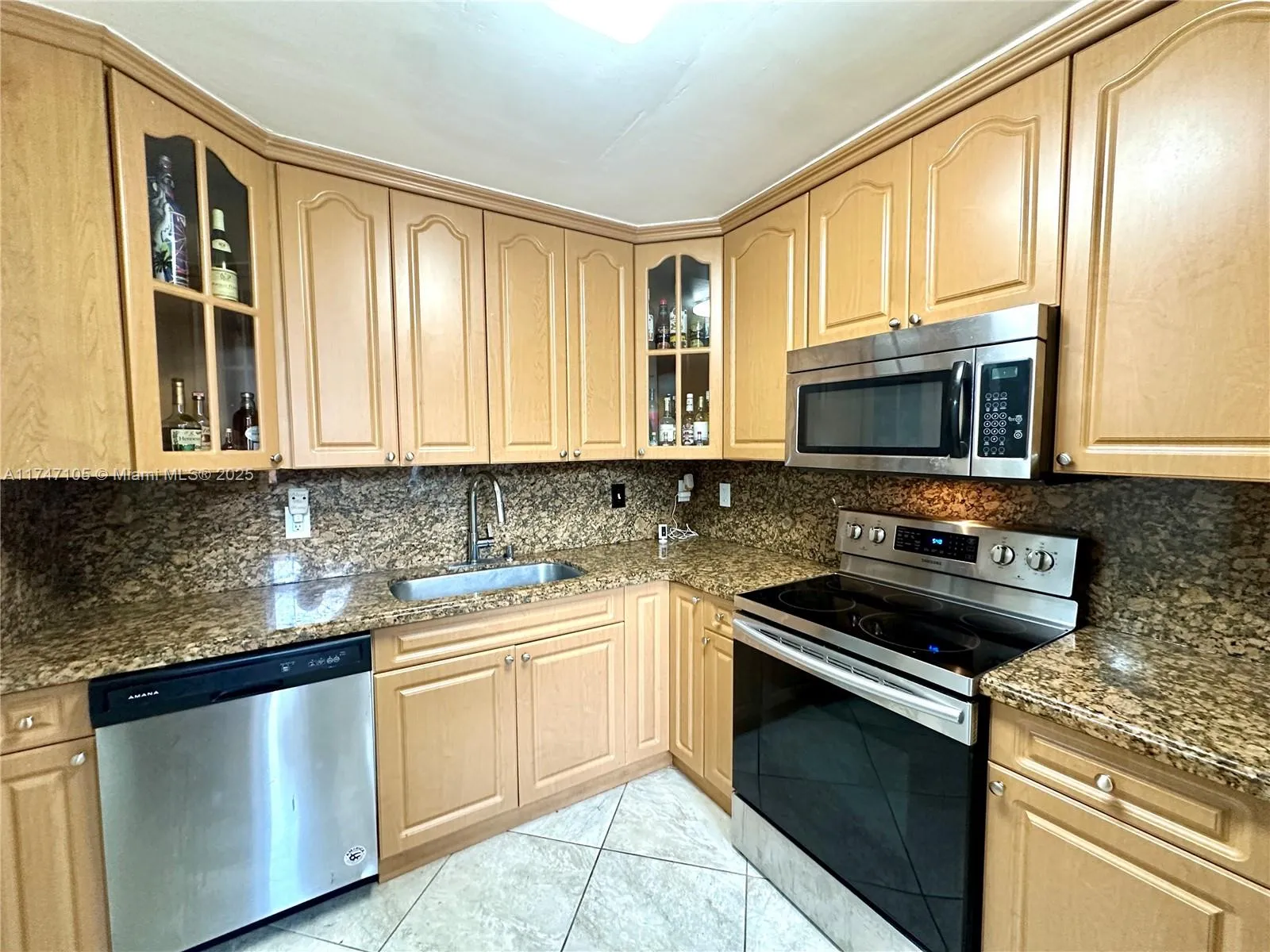 Coconut Creek, Florida 33066, United States, 3 Bedrooms Bedrooms, ,3 BathroomsBathrooms,Residential,Active,318