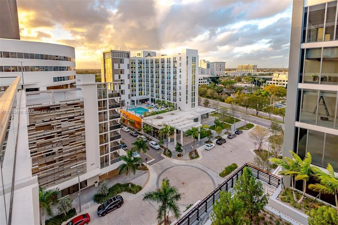 AVENTURA PARKSQUARE RESID - Residential