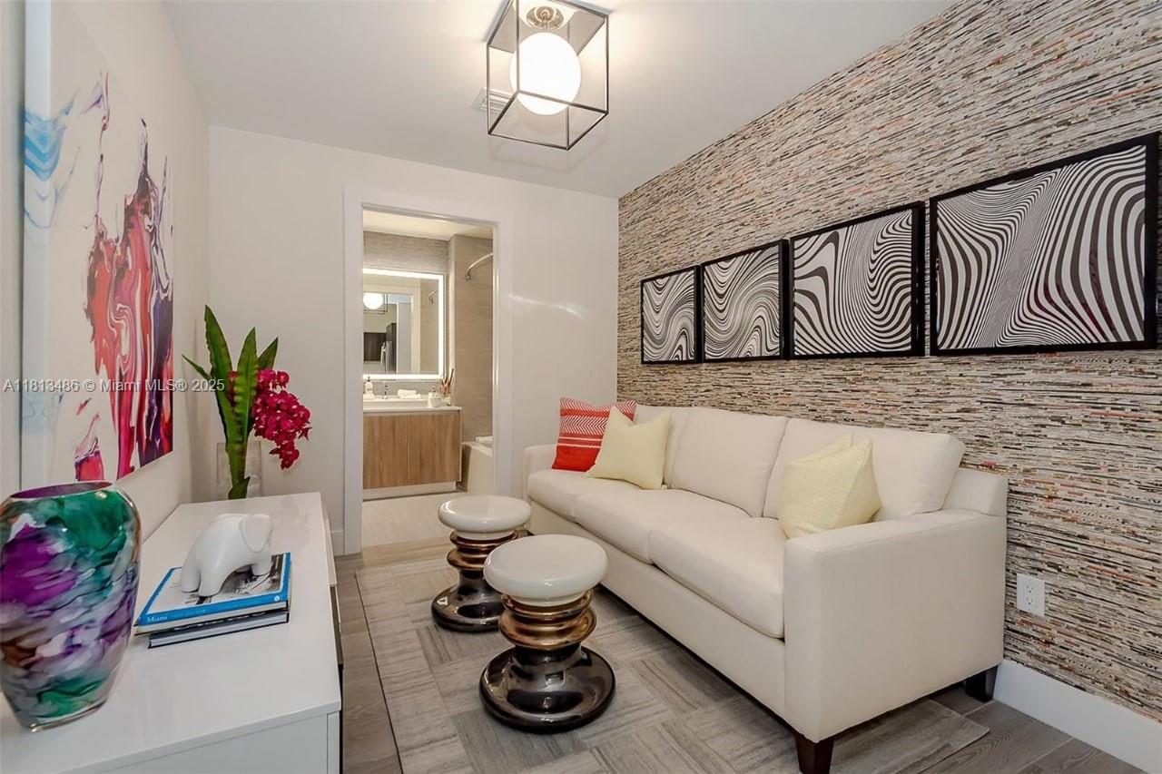 AVENTURA PARKSQUARE RESID - Residential