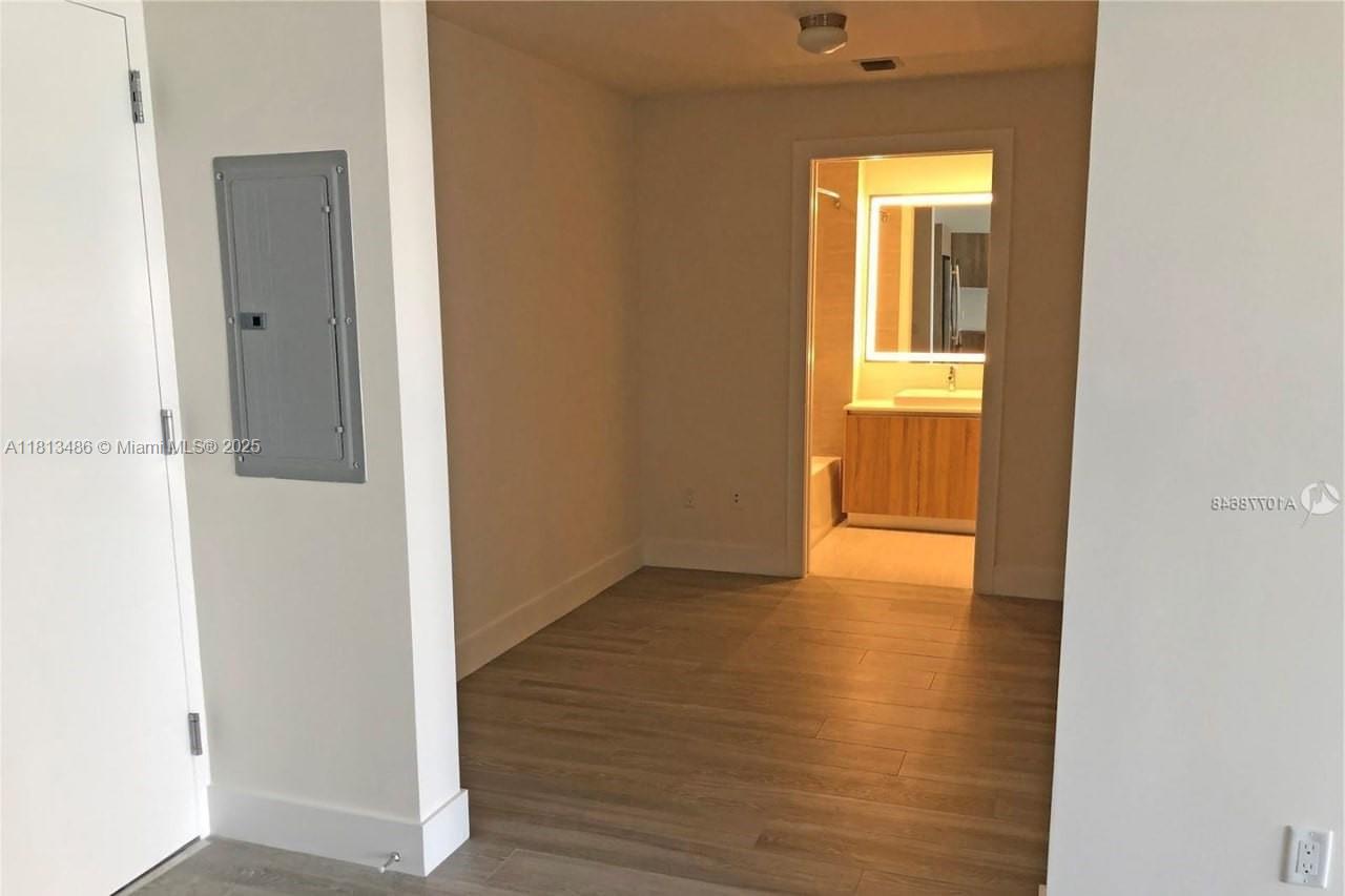 AVENTURA PARKSQUARE RESID - Residential