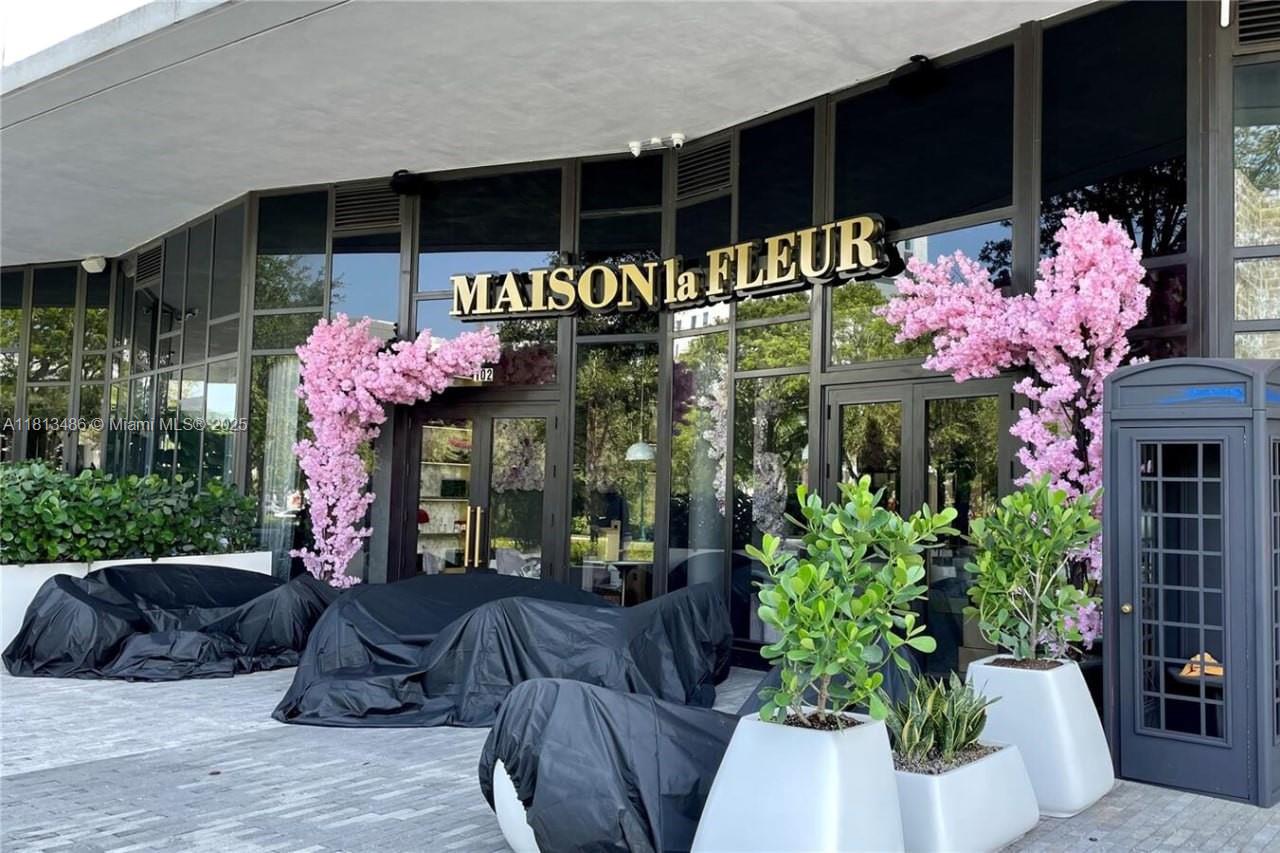 AVENTURA PARKSQUARE RESID - Residential