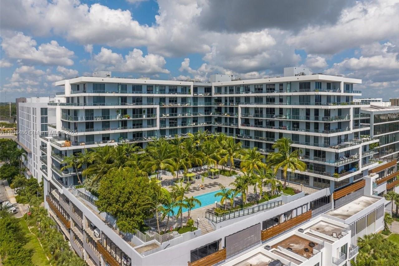 AVENTURA PARKSQUARE RESID - Residential