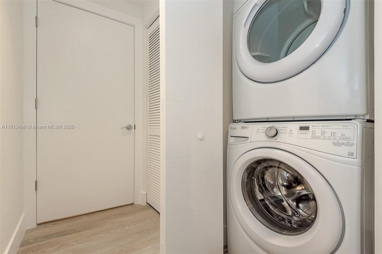 AVENTURA PARKSQUARE RESID - Residential