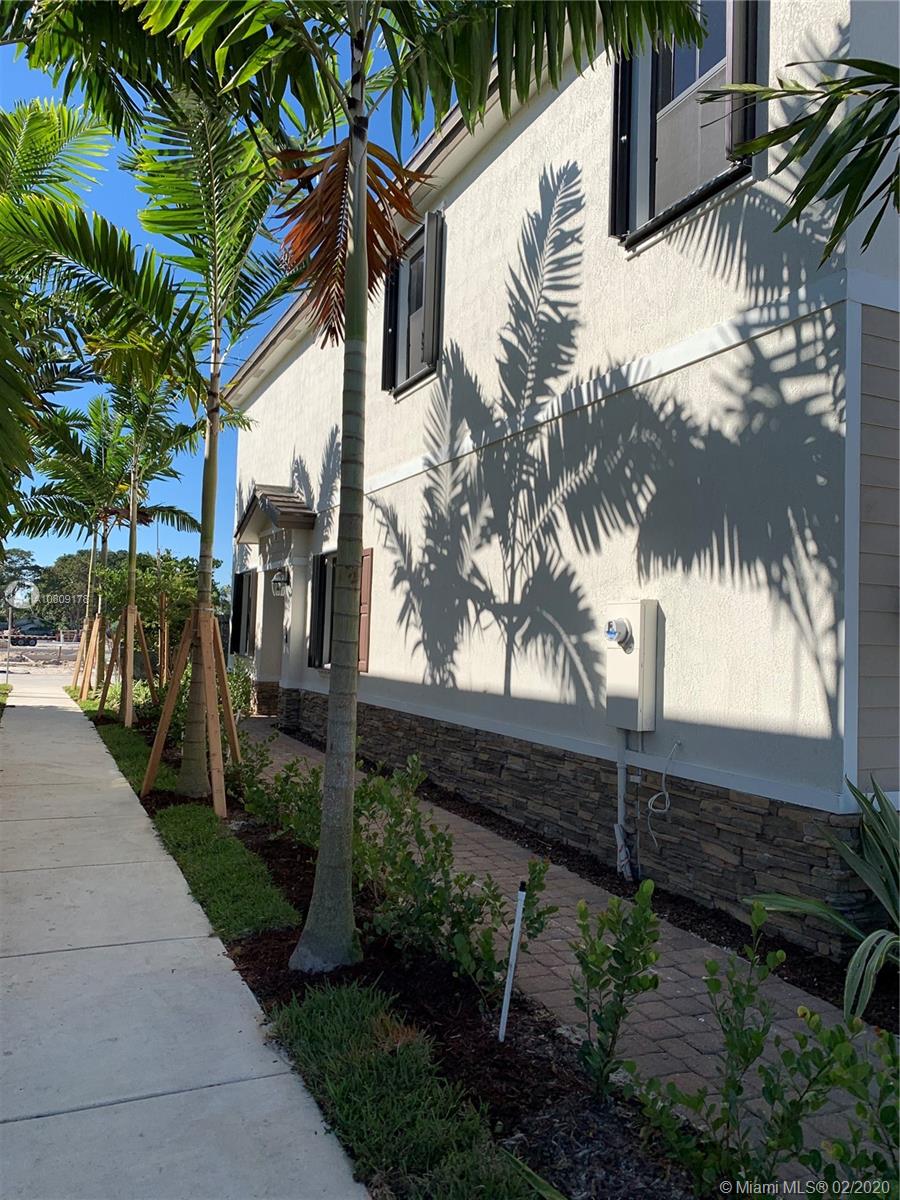 Palomino Lake - Residential Lease