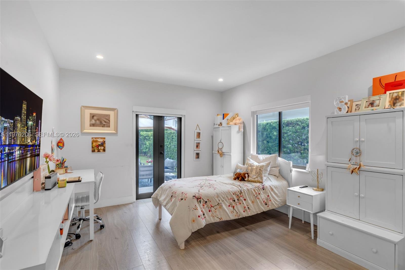 BEACH VIEW ADDN - Residential