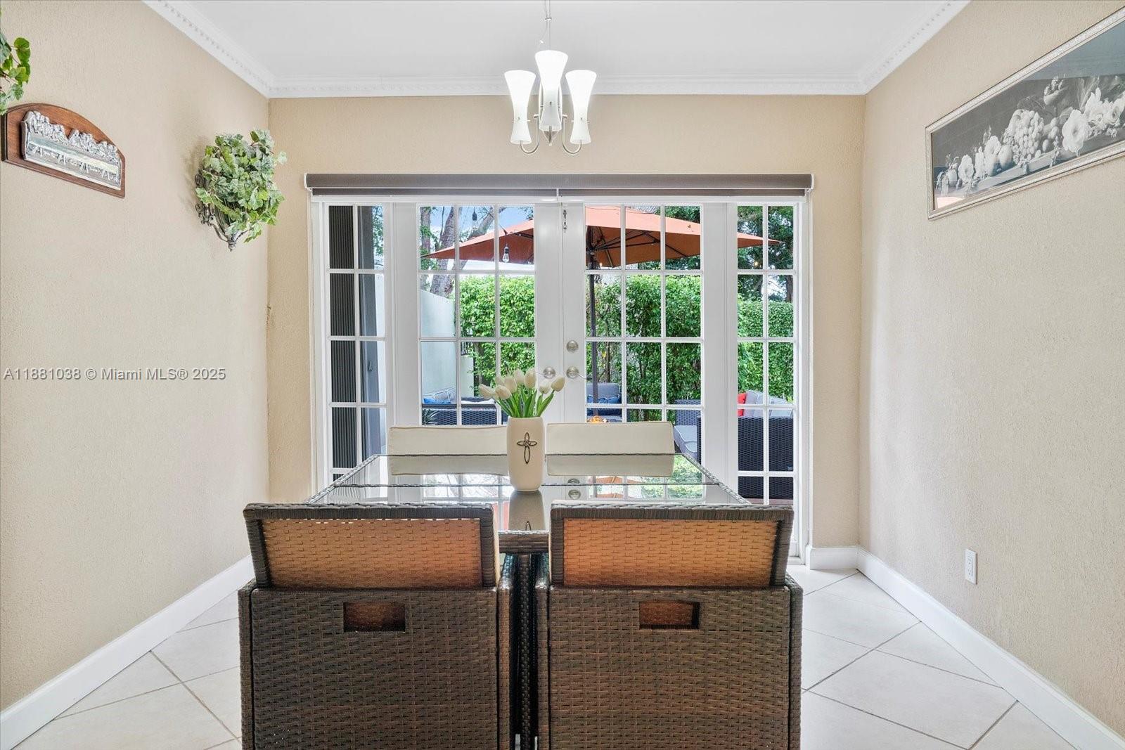 MIAMI LAKES GOLF COURSE V - Residential Lease