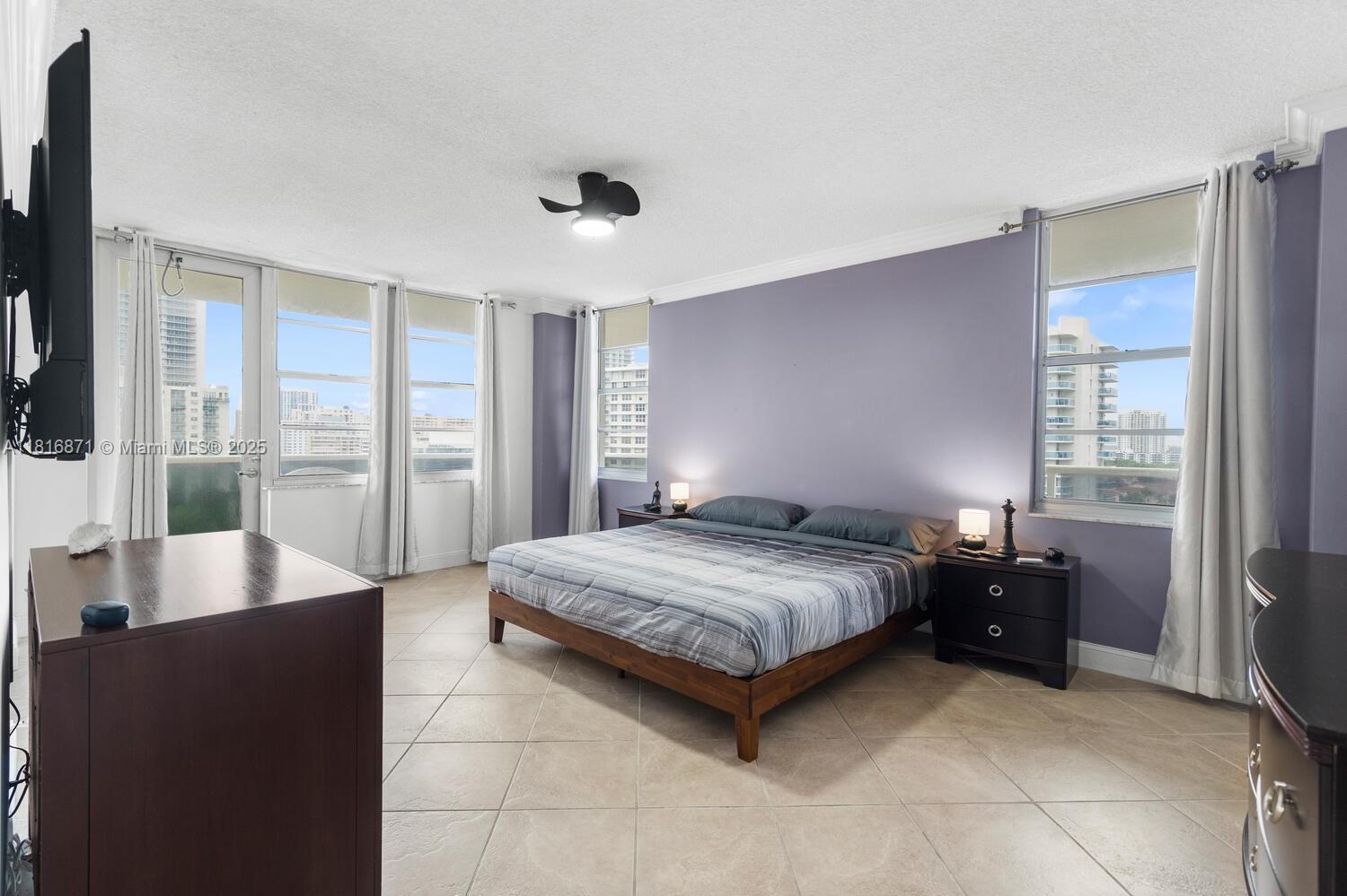SEA AIR TOWERS CONDO - Residential