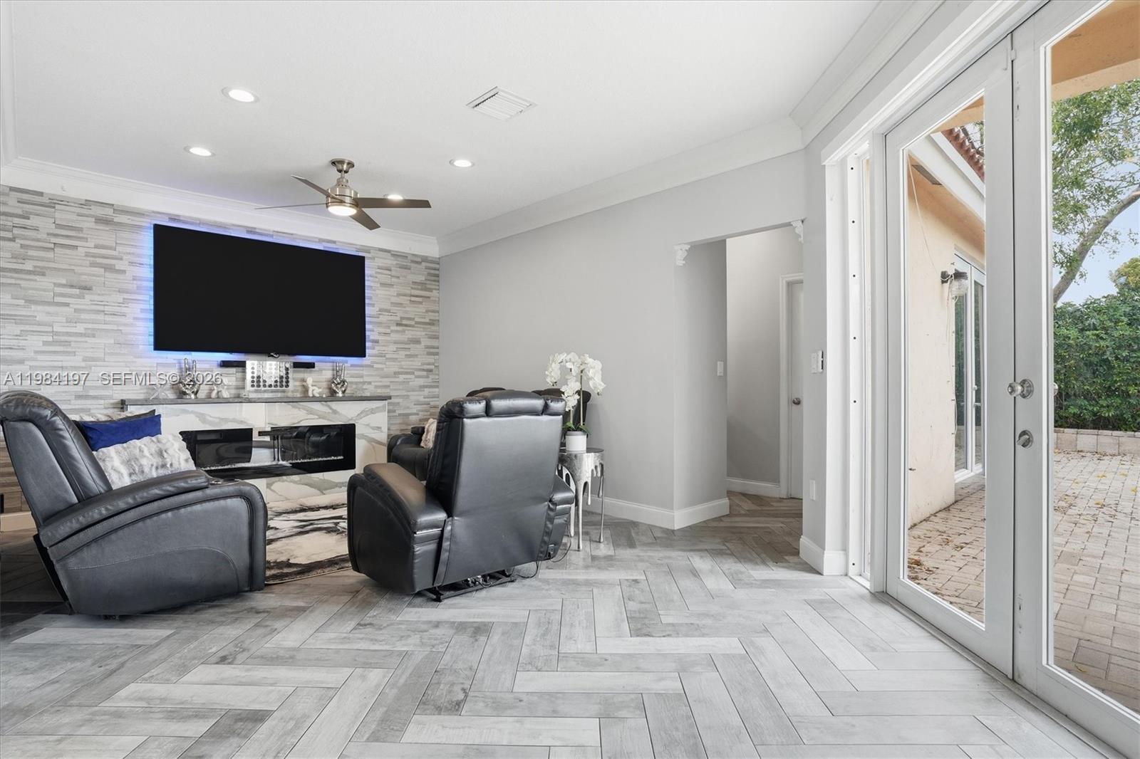 ROCK CREEK PHASE TWO - Residential