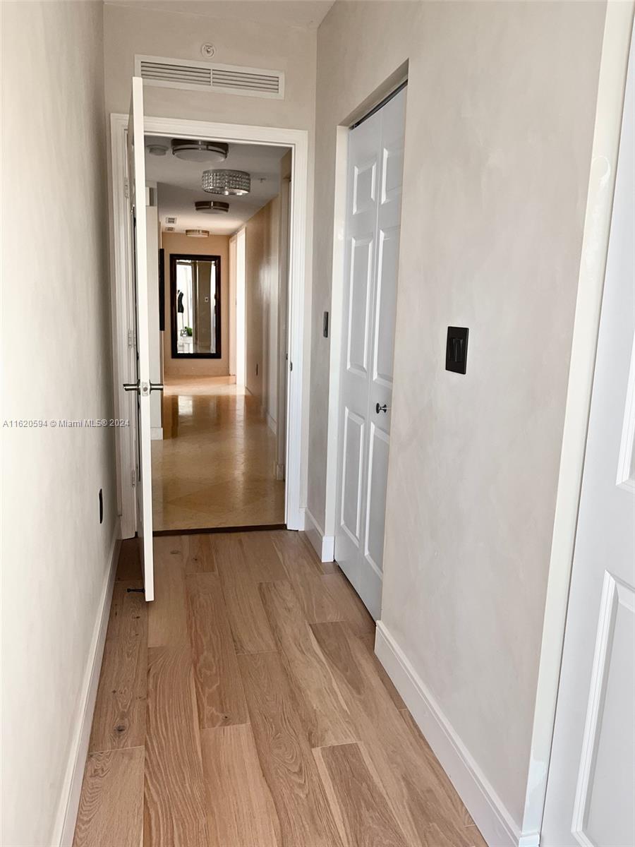 DUO CONDOMINIUM WEST - Residential