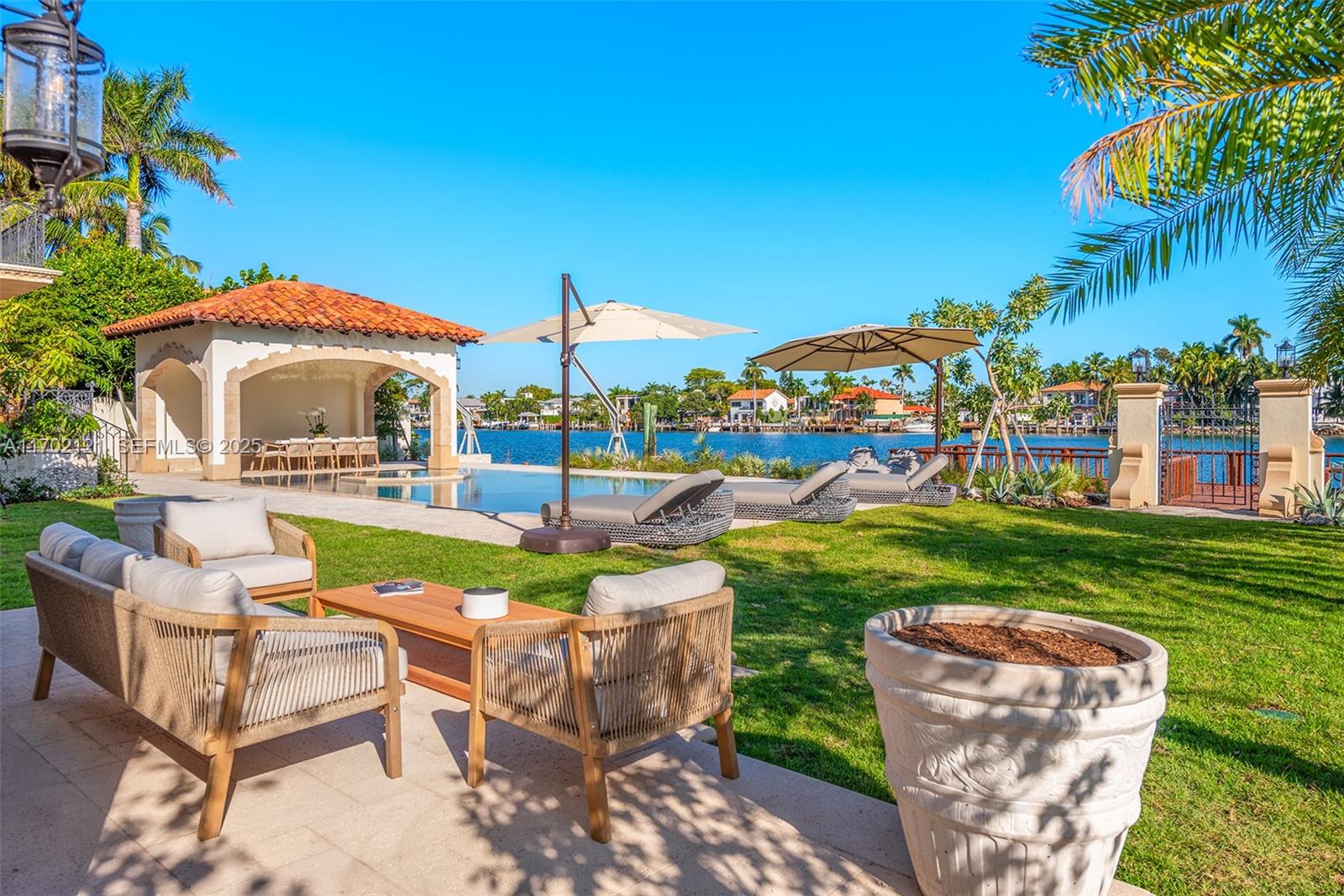 PALM ISLAND - Residential