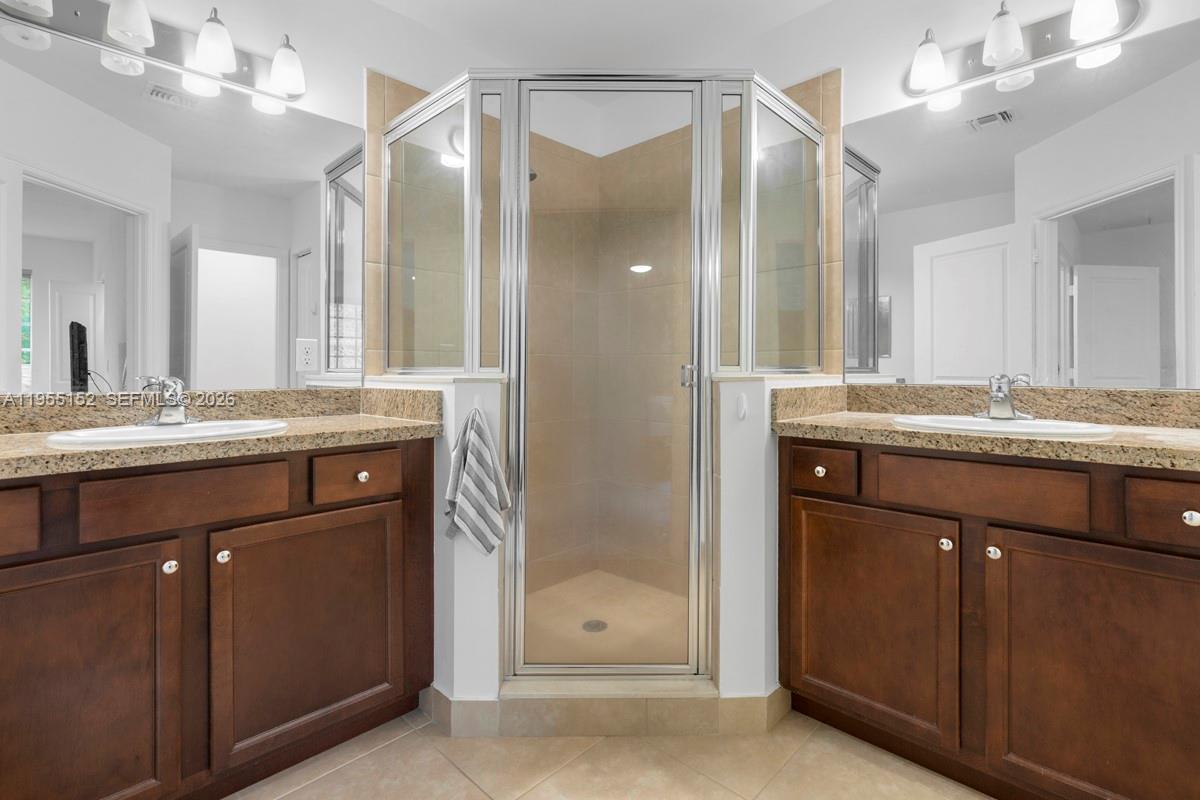 SADDLE BRIDGE - Residential