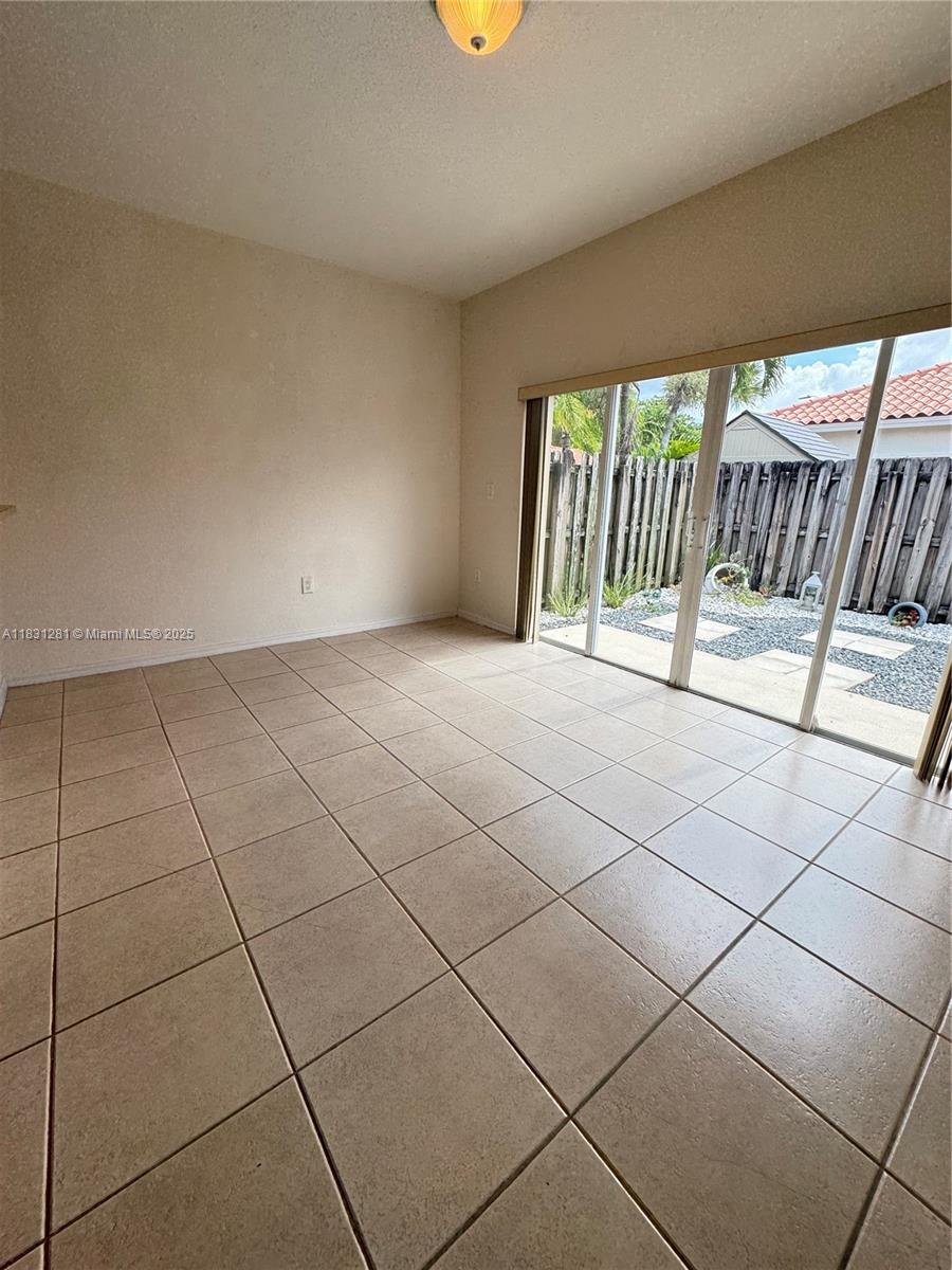 18172 SW 109 PL