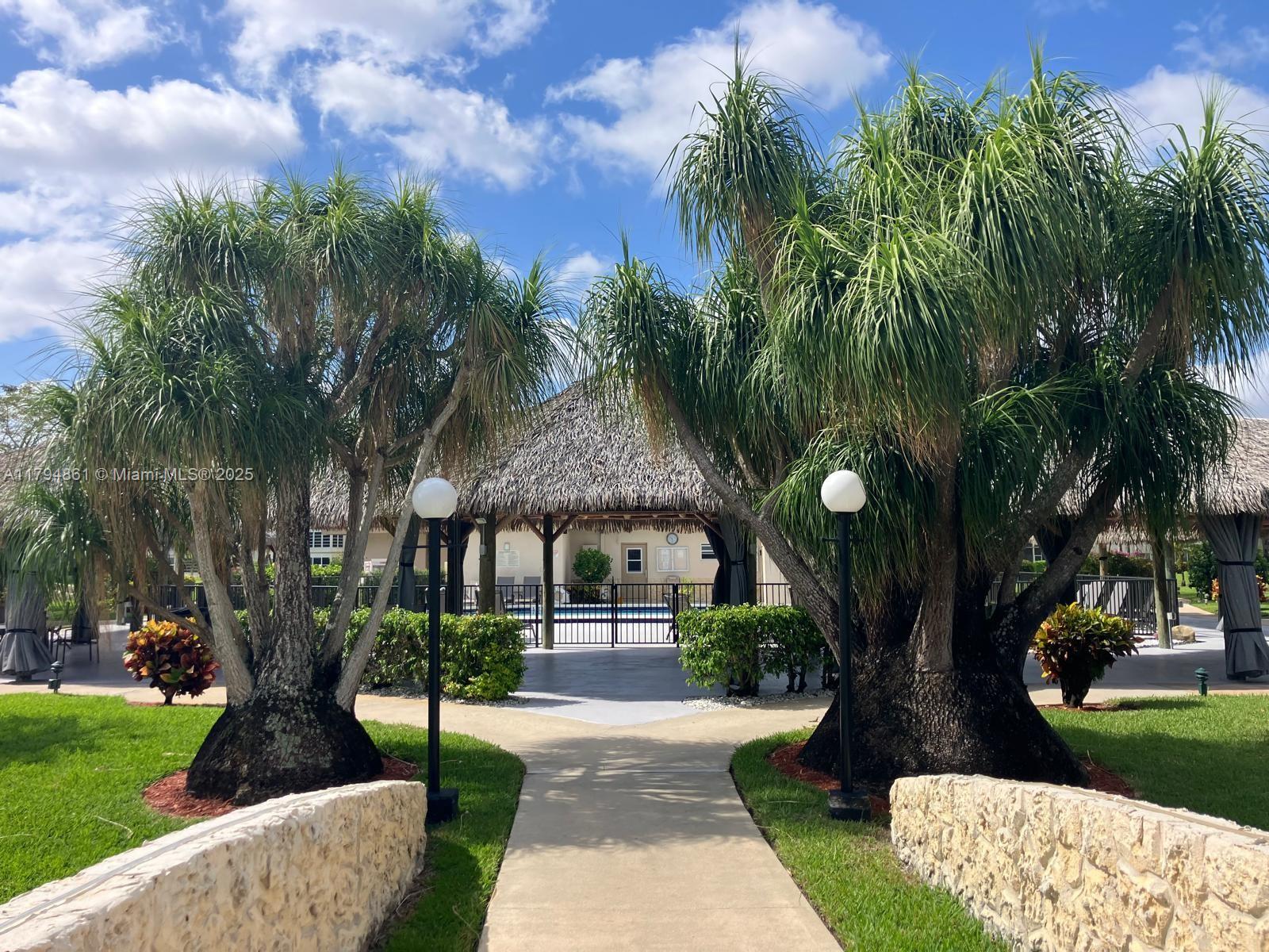 KARISA GARDENS CONDO - Residential