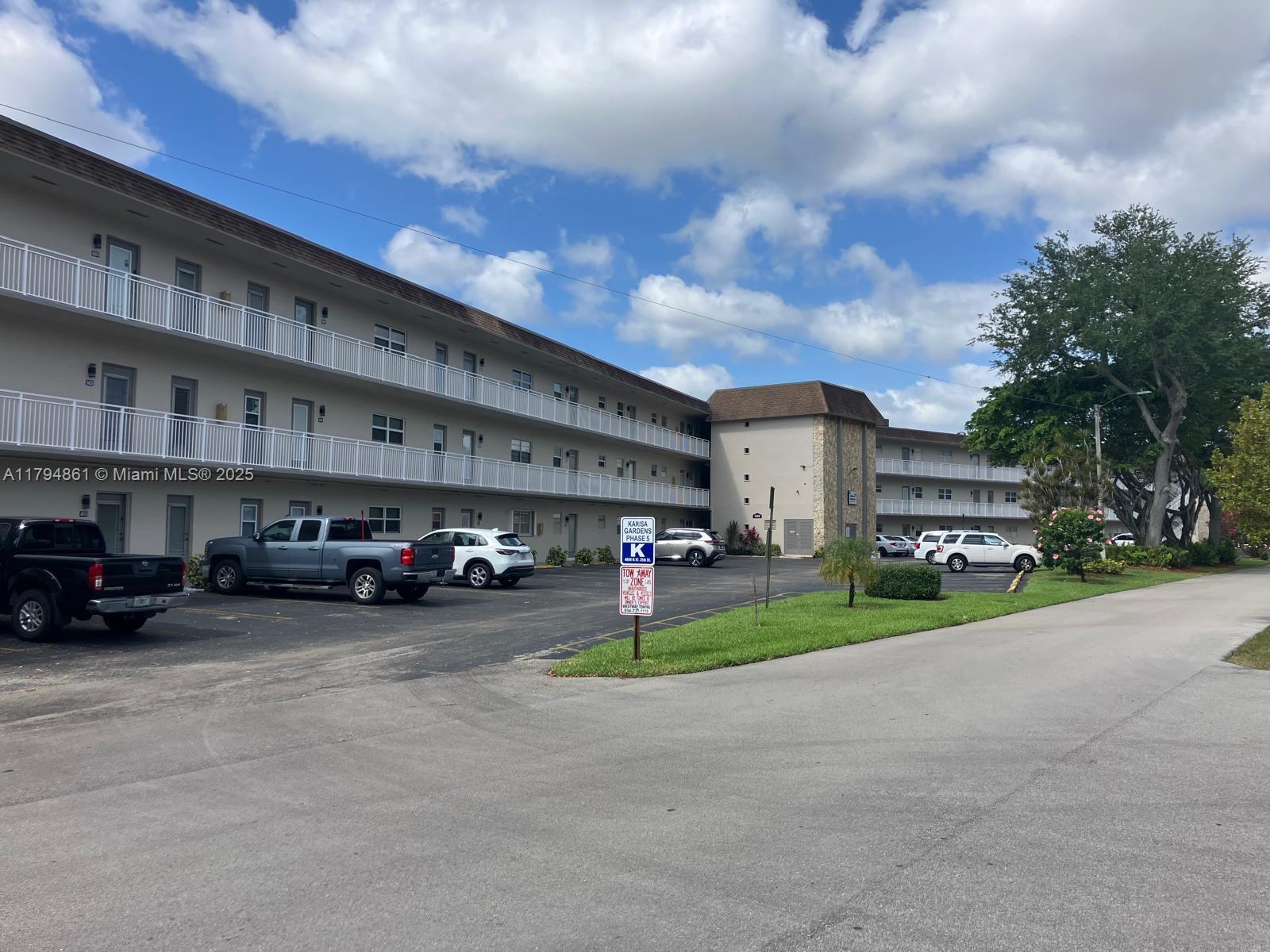 KARISA GARDENS CONDO - Residential