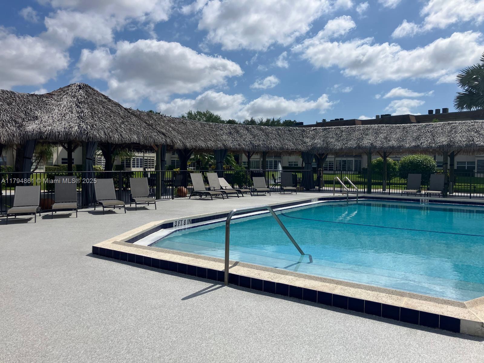 KARISA GARDENS CONDO - Residential