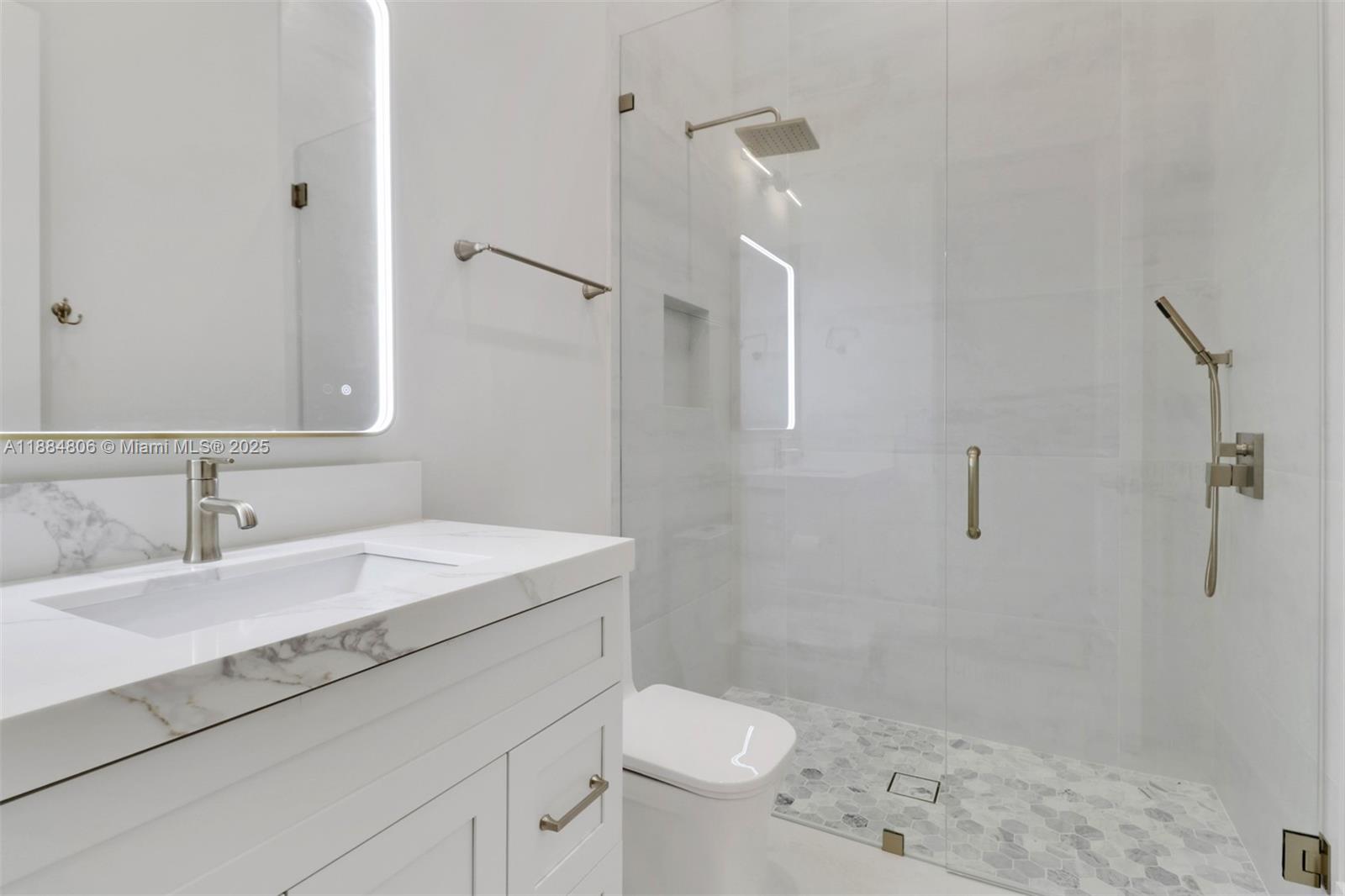 Logan Woods - Residential