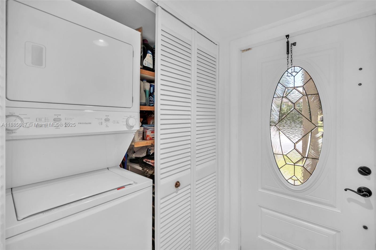 HOLLYBROOK GOLF AND - Residential