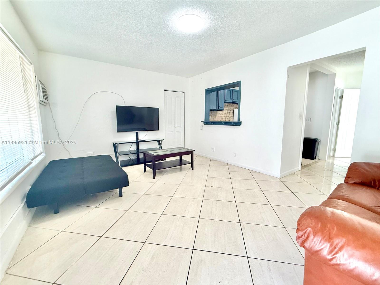 SHERIDAN PARK - Residential Lease