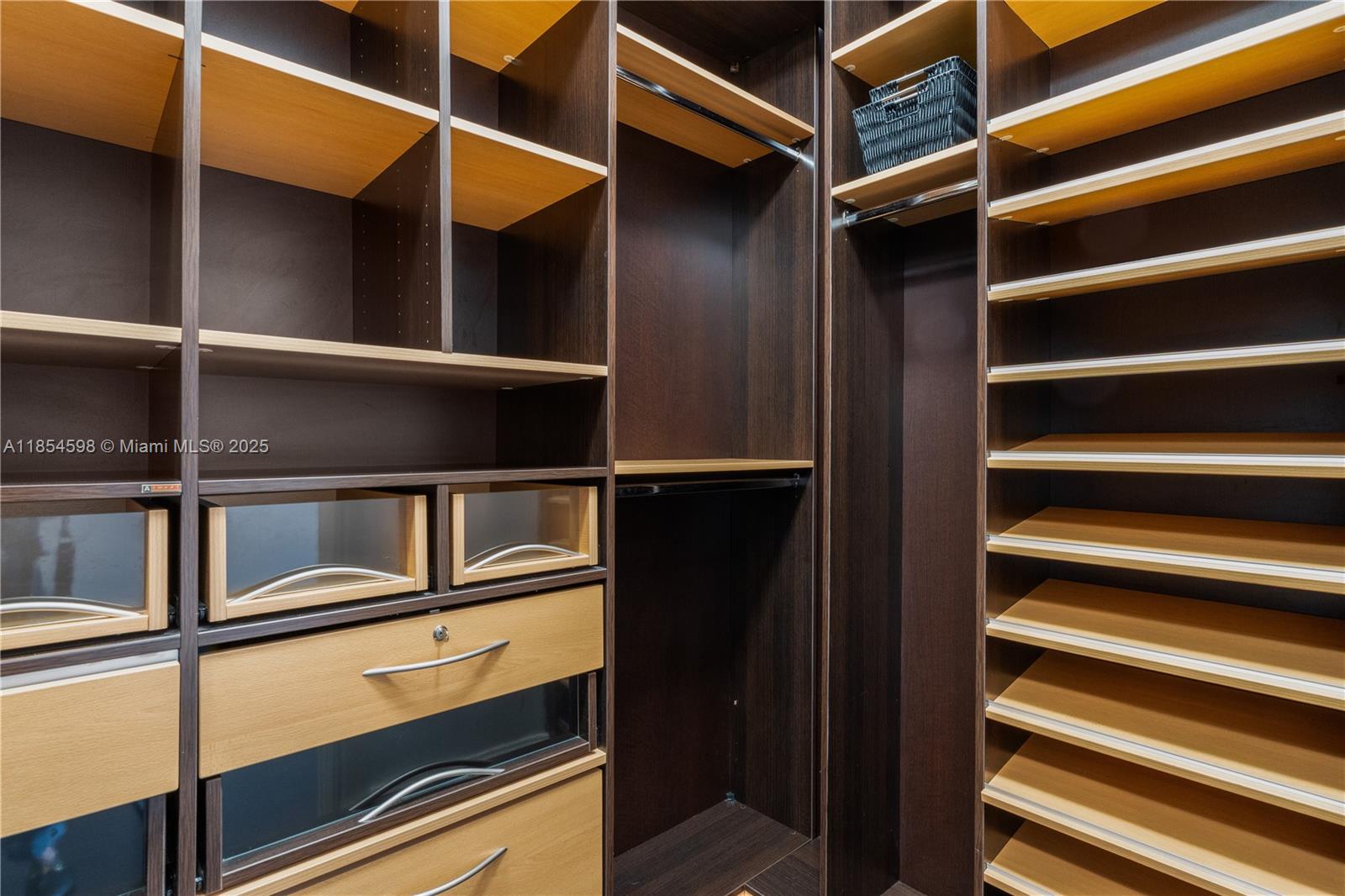 ACQUALINA OCEAN RESIDENCE - Residential