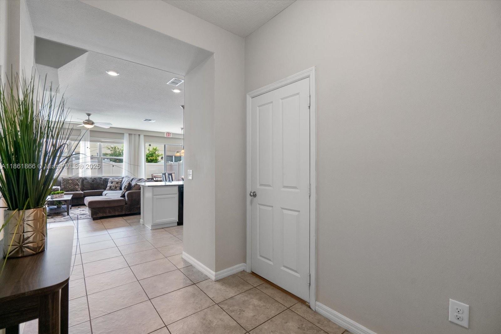 5112 SE KILLARNEY WAY