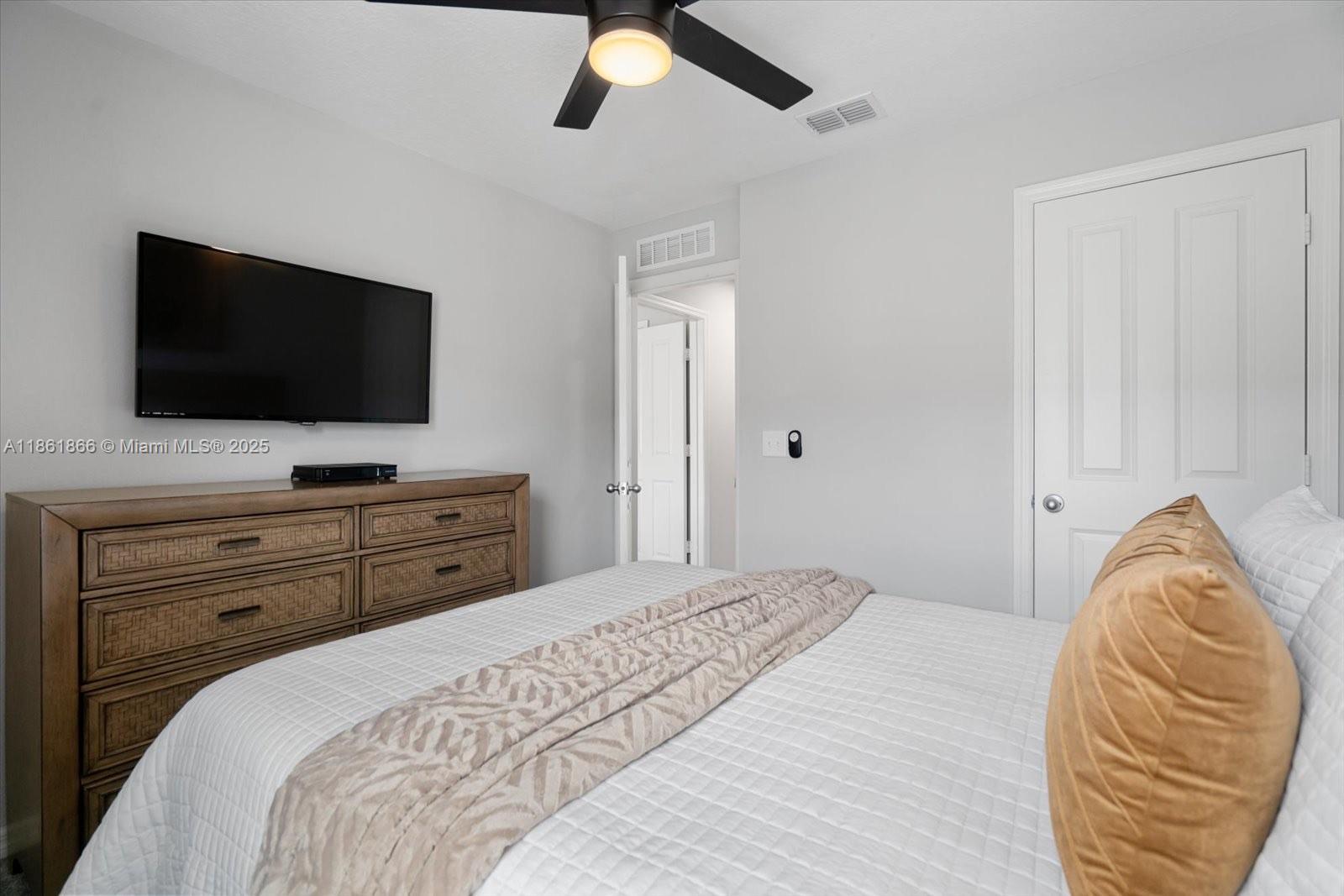 COMPASS BAY UN 4 - Residential