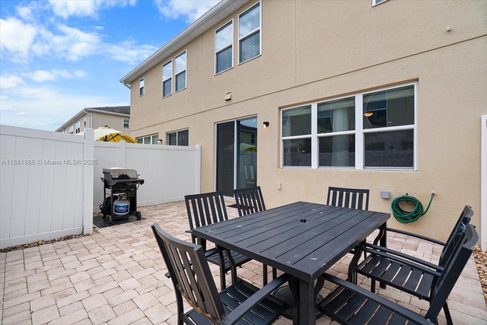 COMPASS BAY UN 4 - Residential