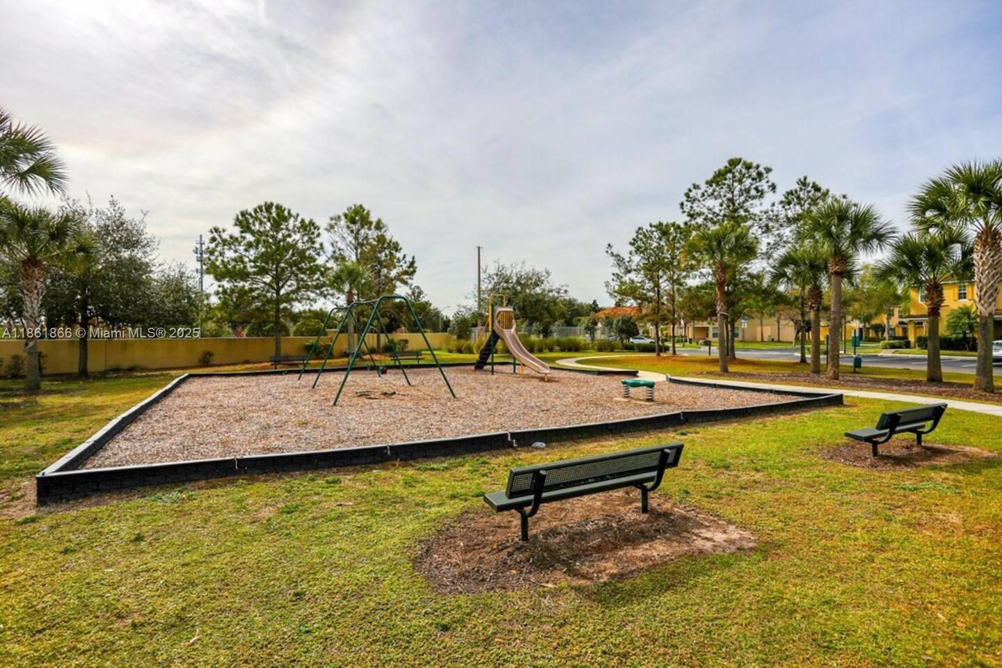 COMPASS BAY UN 4 - Residential