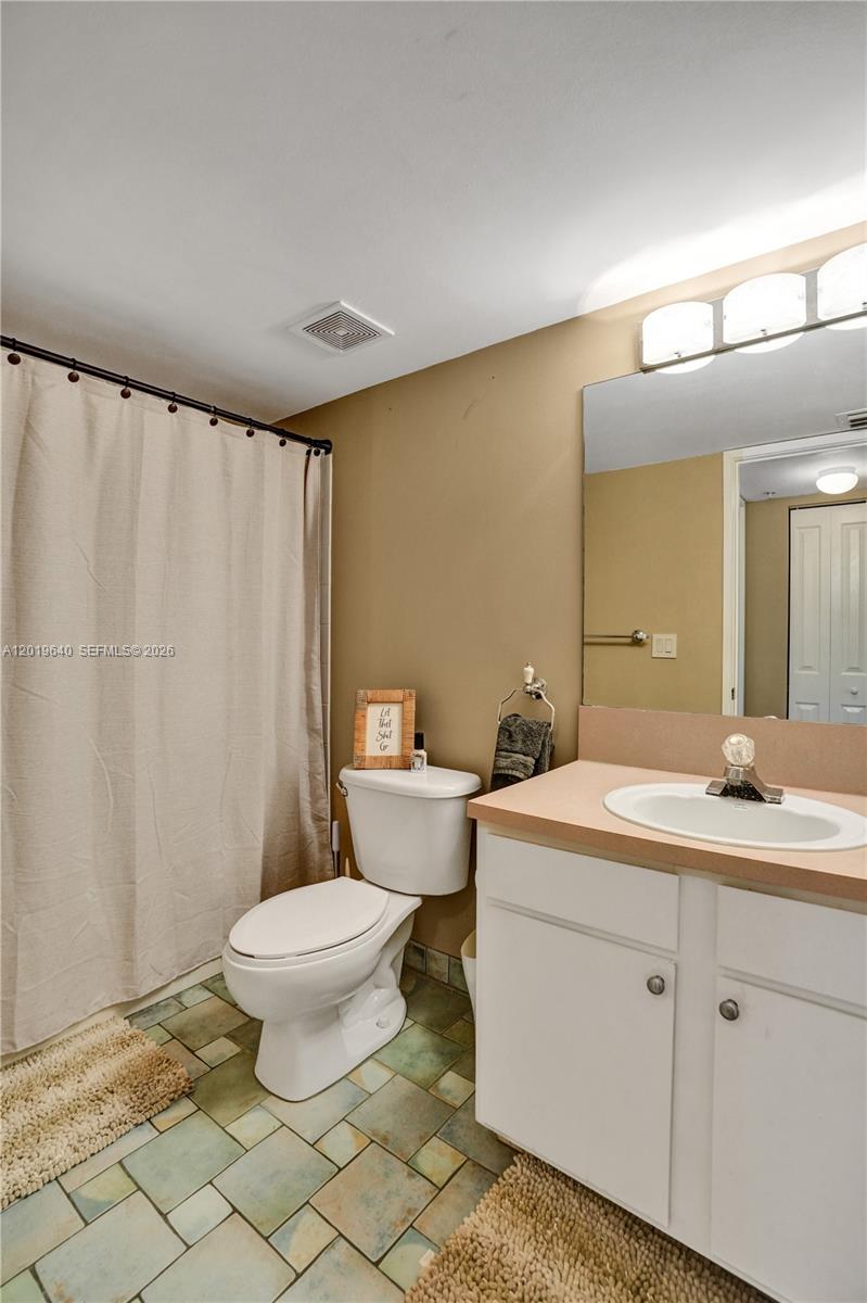 HYPOLUXOS MARINERS CAY - Residential