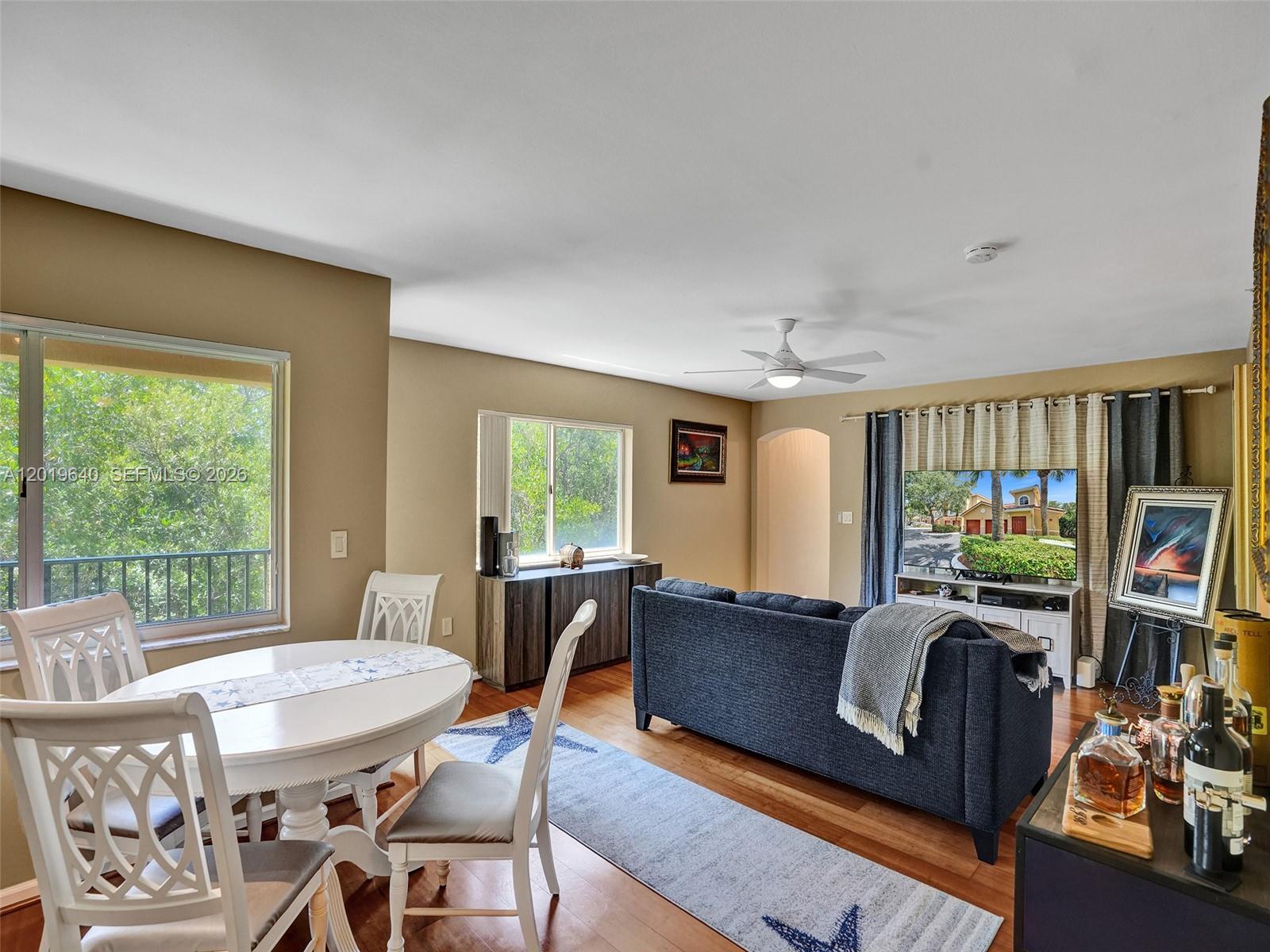 HYPOLUXOS MARINERS CAY - Residential
