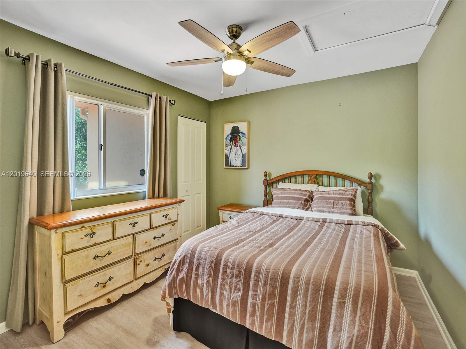 HYPOLUXOS MARINERS CAY - Residential
