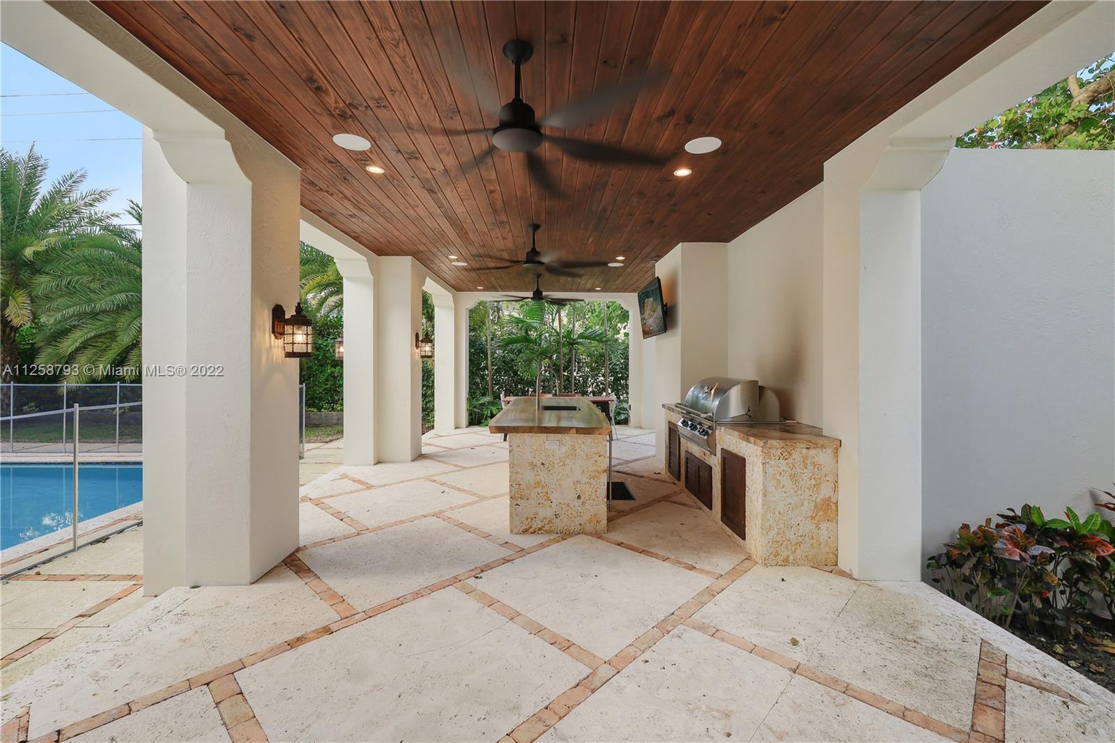 CORAL GABLES SEC E - Residential