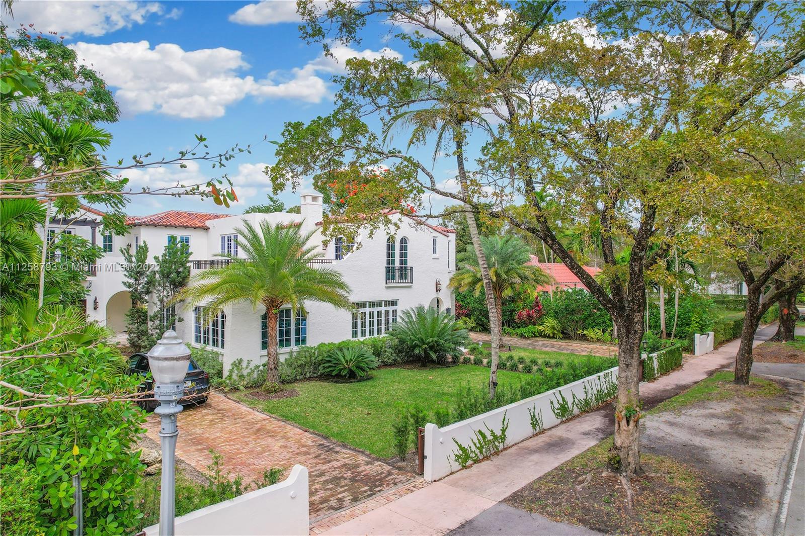 CORAL GABLES SEC E - Residential