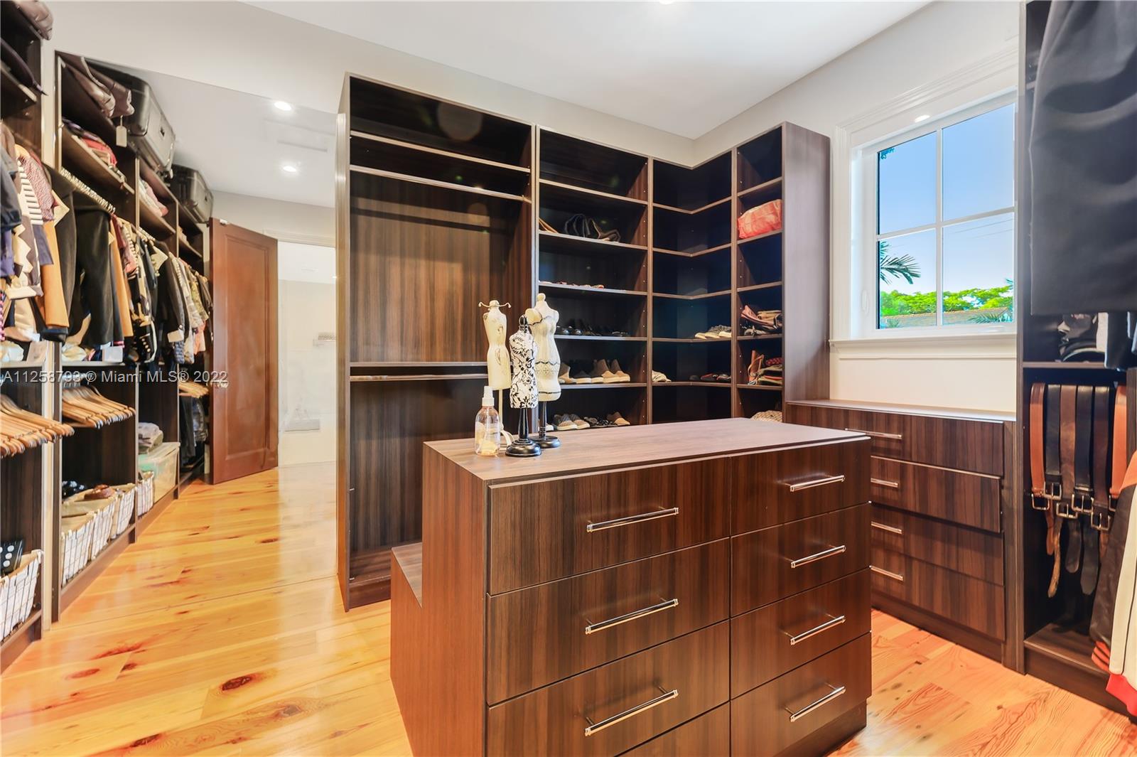 CORAL GABLES SEC E - Residential