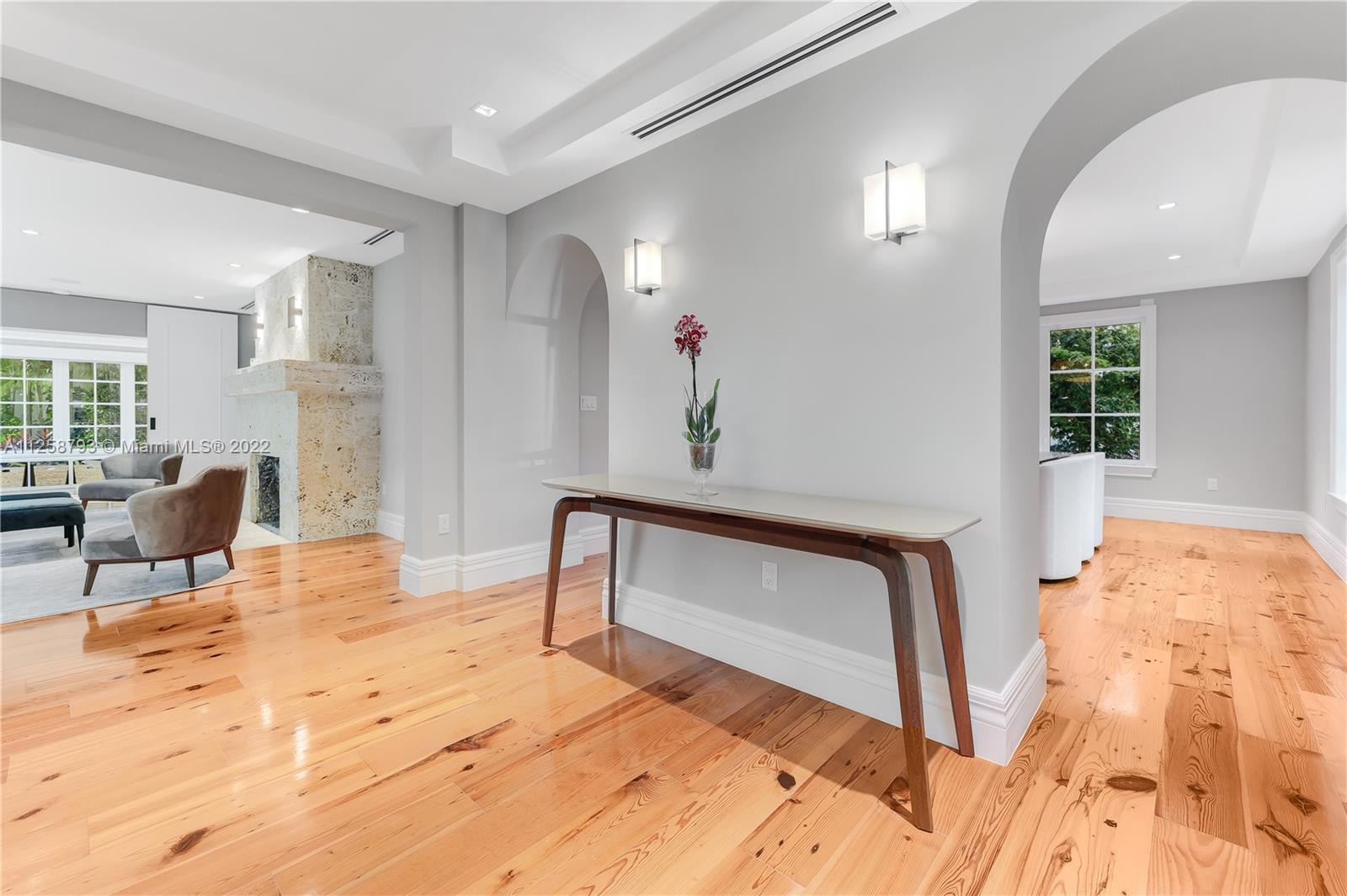 CORAL GABLES SEC E - Residential