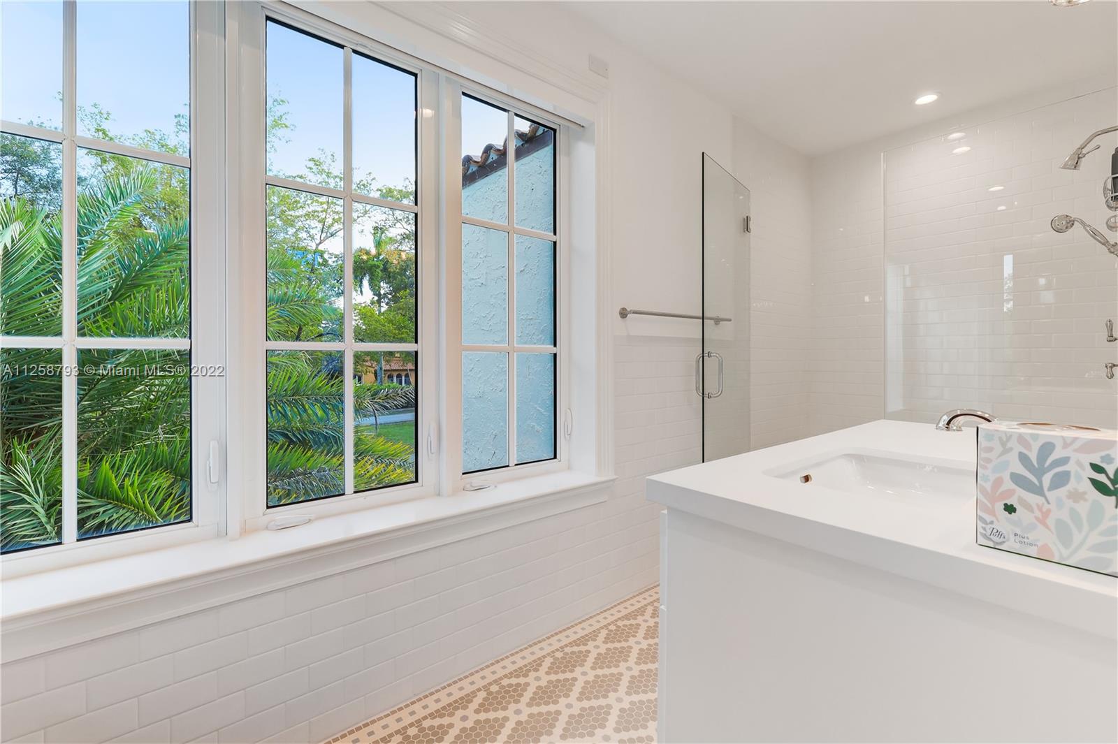 CORAL GABLES SEC E - Residential