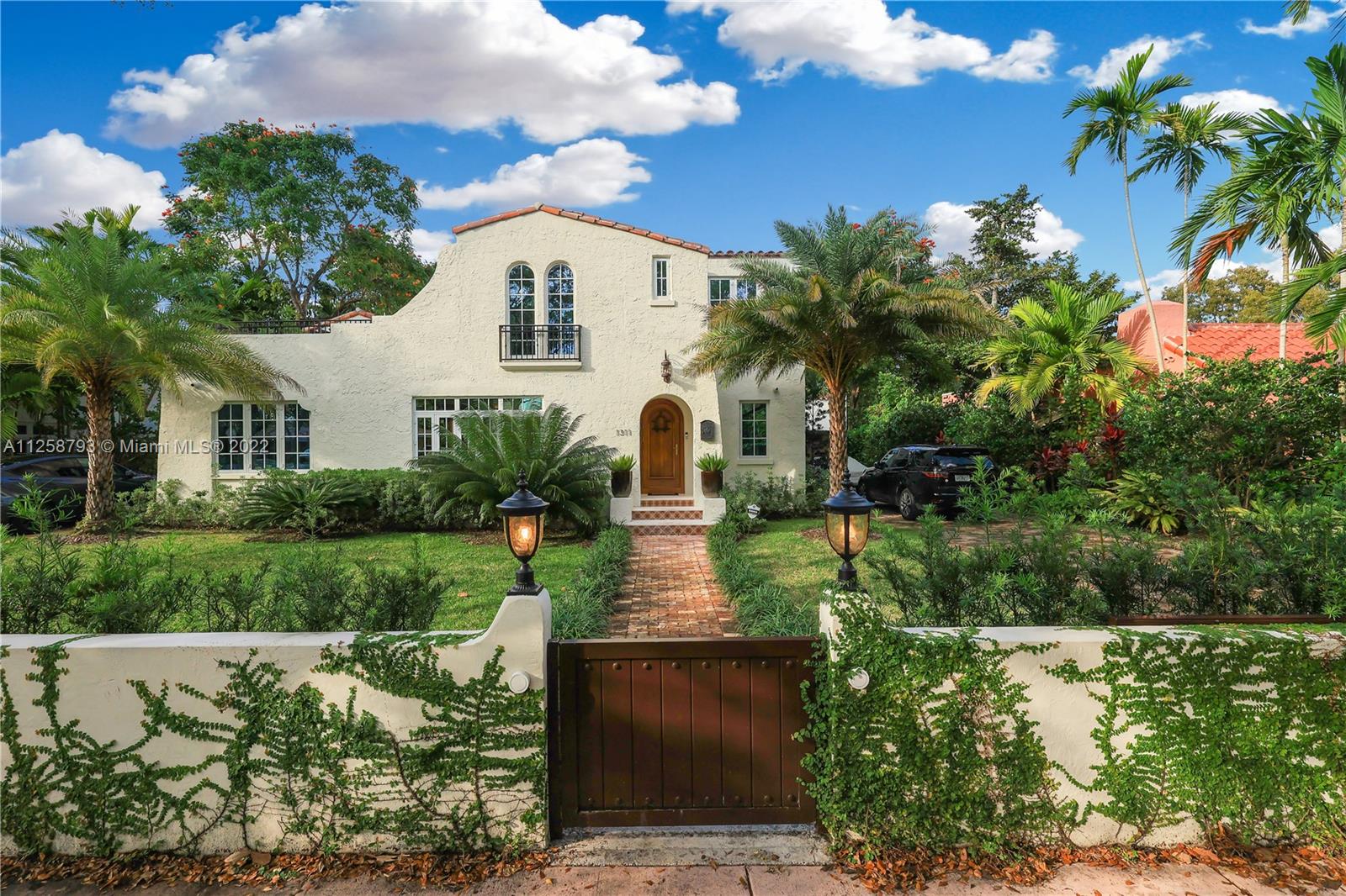 CORAL GABLES SEC E - Residential